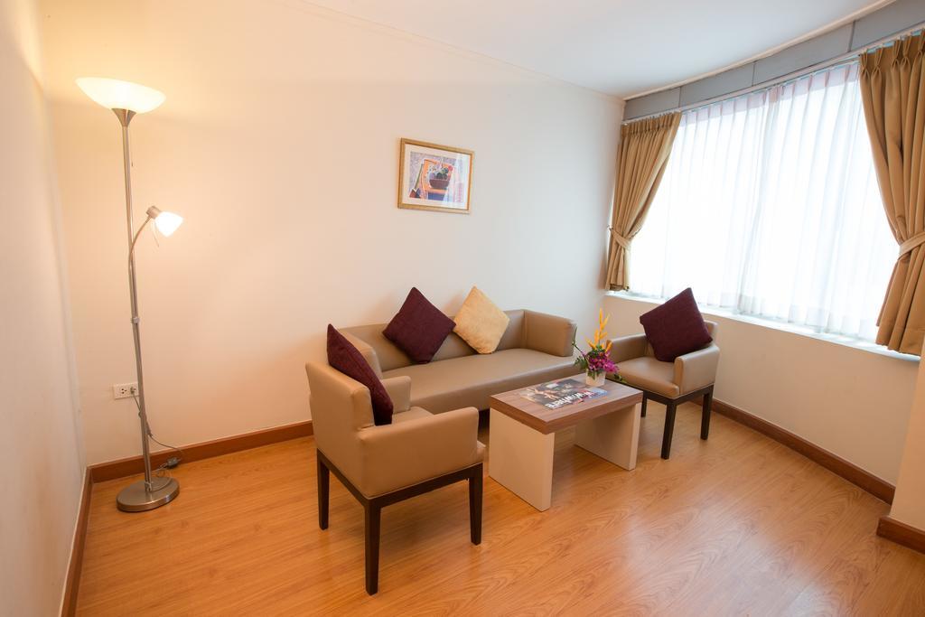 Seasons Siam Hotel Бангкок Экстерьер фото
