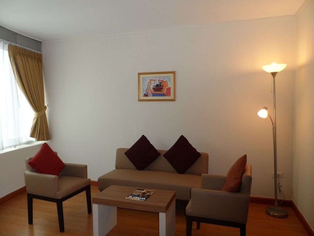 Seasons Siam Hotel Бангкок Экстерьер фото