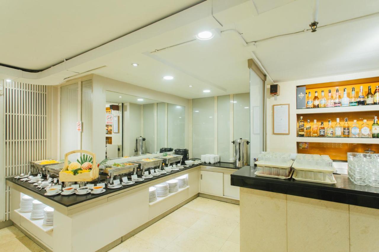 Seasons Siam Hotel Бангкок Экстерьер фото