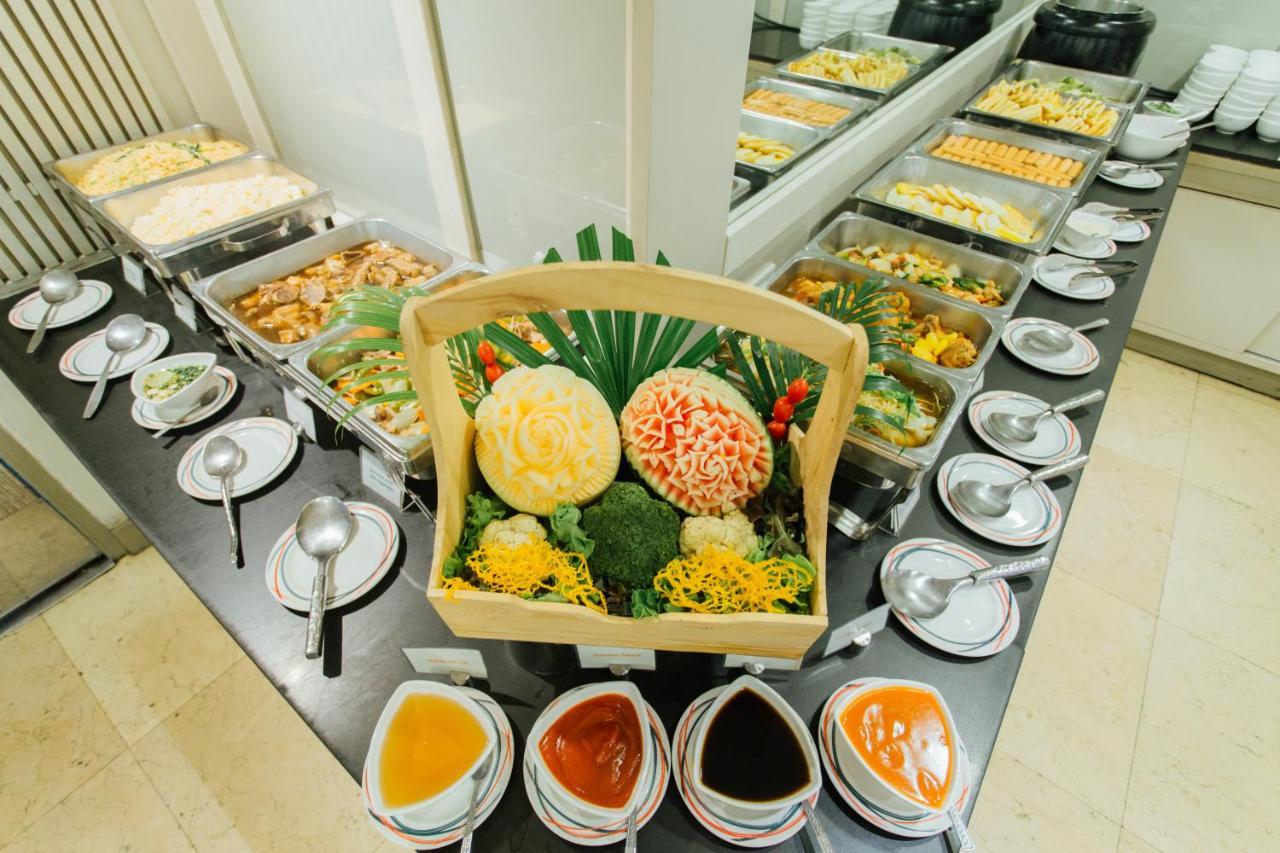 Seasons Siam Hotel Бангкок Экстерьер фото